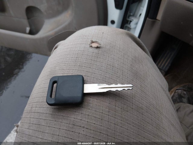 45064387 :رقم المزاد ، 1N6BD0CT8HN740037 vin ، 2017 Nissan Frontier Sv-i4 مزاد بيع