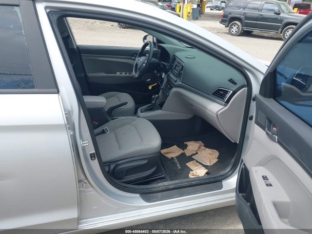 KMHD74LF1HU084155 Hyundai ELANTRA SE