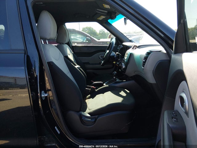 KIA Soul 2014 KNDJN2A25E7030028 Image 5