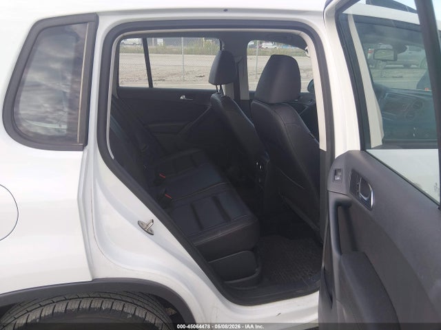 2016 Volkswagen Tiguan S მანქანა იყიდება აუქციონზე, vin: WVGAV7AX9GW511798, აუქციონის ნომერი: 45064478