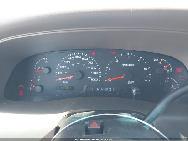 45064480 :رقم المزاد ، 1FMNU41S82EB66513 vin ، 2002 Ford Excursion Xlt مزاد بيع