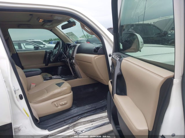 Продажа на аукционе авто 2011 Toyota 4runner Sr5 V6, vin: JTEZU5JR8B5029186, номер лота: 45064493