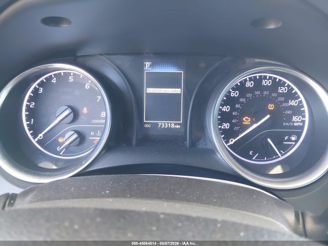 45064514 :رقم المزاد ، 4T1B11HK1JU607693 vin ، 2018 Toyota Camry Se مزاد بيع