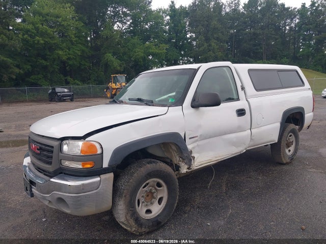 2003 Gmc Sierra 2500hd მანქანა იყიდება აუქციონზე, vin: 1GTHC24133E249683, აუქციონის ნომერი: 45064523