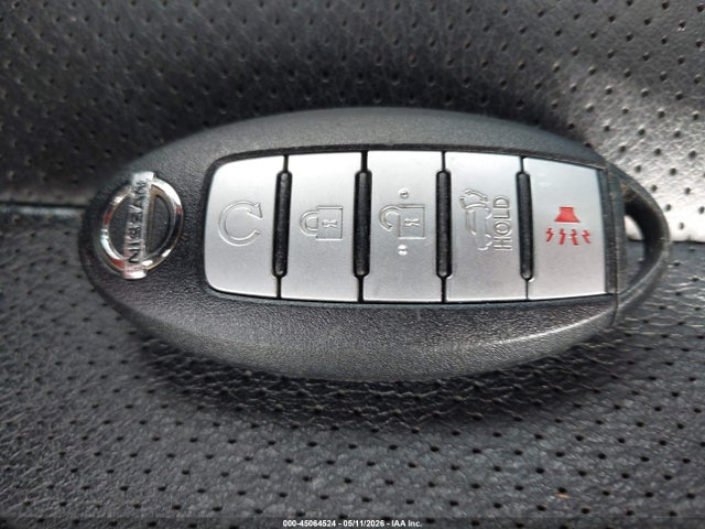 45064524 :رقم المزاد ، JN8AT2MV5HW250294 vin ، 2017 Nissan Rogue Sl مزاد بيع