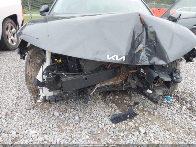 3KPFT4DE7SE083256 KIA K4 Lx
