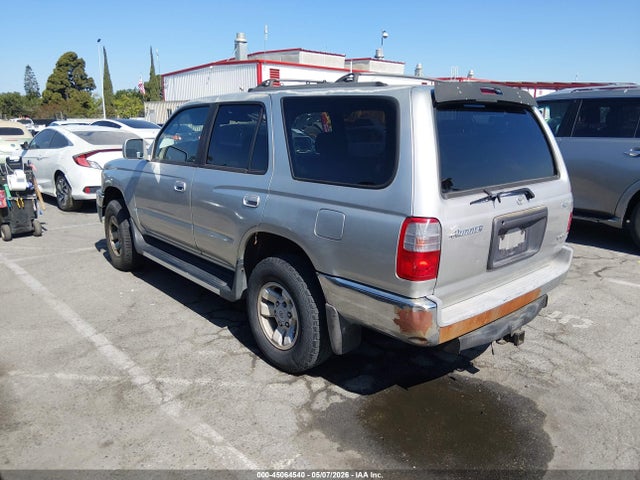 45064540 :رقم المزاد ، JT3GN86R3X0104257 vin ، 1999 Toyota 4runner Sr5 V6 مزاد بيع