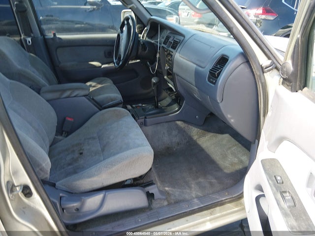 45064540 :رقم المزاد ، JT3GN86R3X0104257 vin ، 1999 Toyota 4runner Sr5 V6 مزاد بيع