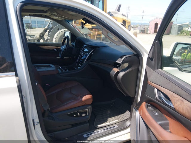 1GYS4MKJ5FR599468 Cadillac Escalade Luxury