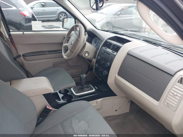 Aukcja sprzedaży 2011 Ford Escape Xls, vin: 1FMCU0C75BKB33947, numer aukcji: 45064586
