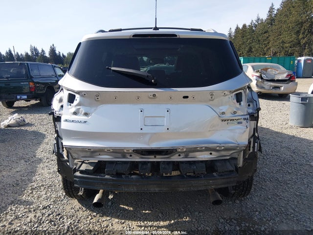 45064594 :رقم المزاد ، 1FMCU9J96HUF09027 vin ، 2017 Ford Escape Titanium مزاد بيع