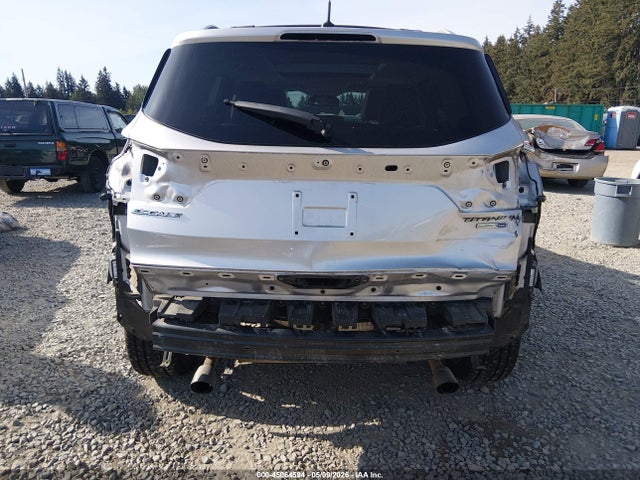45064594 :رقم المزاد ، 1FMCU9J96HUF09027 vin ، 2017 Ford Escape Titanium مزاد بيع