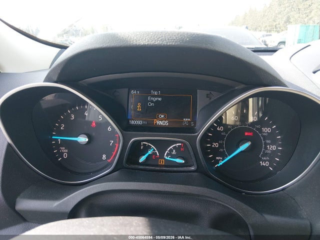45064594 :رقم المزاد ، 1FMCU9J96HUF09027 vin ، 2017 Ford Escape Titanium مزاد بيع