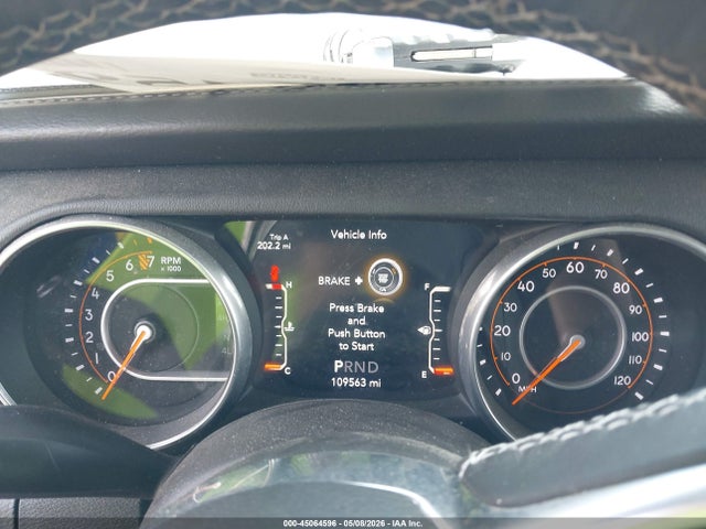 Продаж на аукціоні авто 2018 Jeep Wrangler Unlimited Sahara 4x4, vin: 1C4HJXEG2JW234914, номер лоту: 45064596