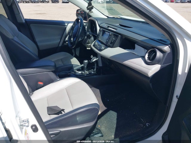 Toyota Rav4 Limited 2017 2T3DFREV6HW560315 Image 5