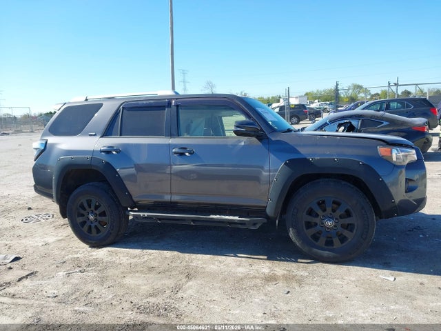 Продажа на аукционе авто 2016 Toyota 4runner Sr5 Premium, vin: JTEBU5JRXG5369397, номер лота: 45064601
