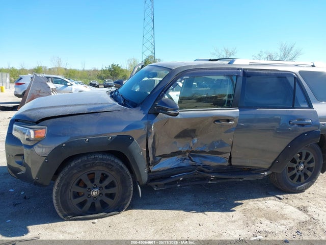 Продажа на аукционе авто 2016 Toyota 4runner Sr5 Premium, vin: JTEBU5JRXG5369397, номер лота: 45064601