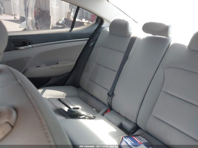Продажа на аукционе авто 2017 Hyundai Elantra Se, vin: KMHD74LF7HU094057, номер лота: 45064609