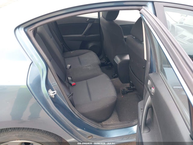 Продажа на аукционе авто 2011 Mazda Mazda3 I Sport, vin: JM1BL1UF3B1426380, номер лота: 45064628