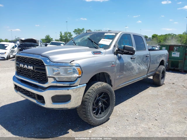 45064639 :رقم المزاد ، 3C63R3GLXMG667834 vin ، 2021 Ram 3500 Tradesman  4x4 8' Box مزاد بيع
