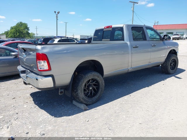 45064639 :رقم المزاد ، 3C63R3GLXMG667834 vin ، 2021 Ram 3500 Tradesman  4x4 8' Box مزاد بيع