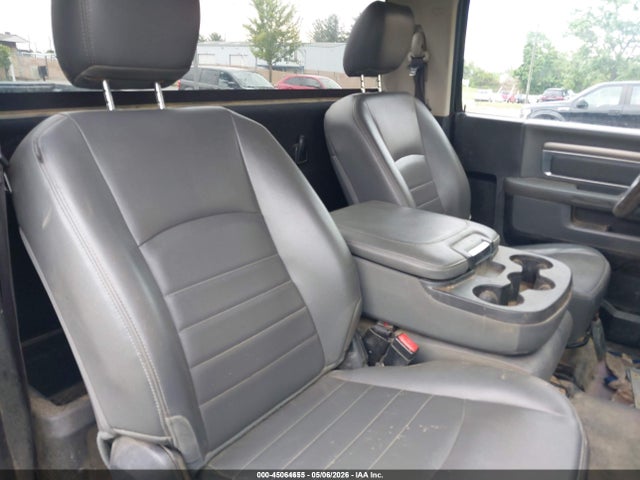 45064655 :رقم المزاد ، 3C6LR4AT6HG778580 vin ، 2017 Ram 2500 Tradesman  4x2 8' Box مزاد بيع