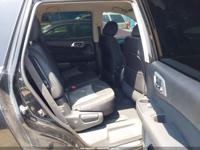 45064661 :رقم المزاد ، 5N1DR2MN3HC905489 vin ، 2017 Nissan Pathfinder Sv مزاد بيع