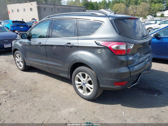 1FMCU0GD0HUE27527 Ford ESCAPE SE