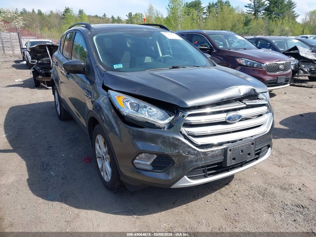 1FMCU0GD0HUE27527 Ford ESCAPE SE