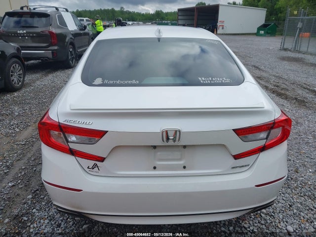 1HGCV1F33JA233843 Honda Accord Sport