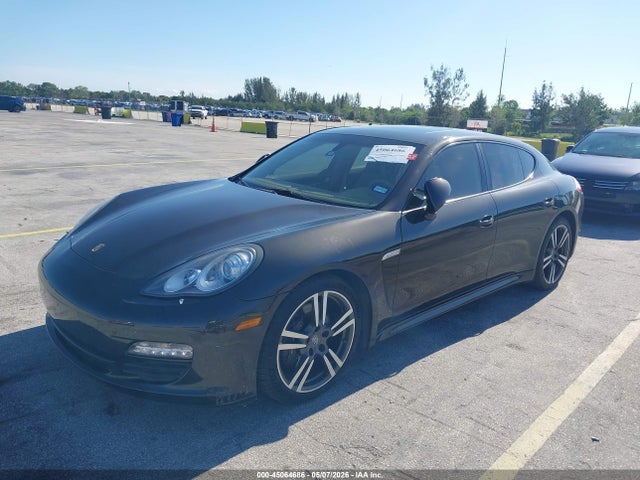 45064686 :رقم المزاد ، WP0AA2A75CL072582 vin ، 2012 Porsche Panamera 4 مزاد بيع