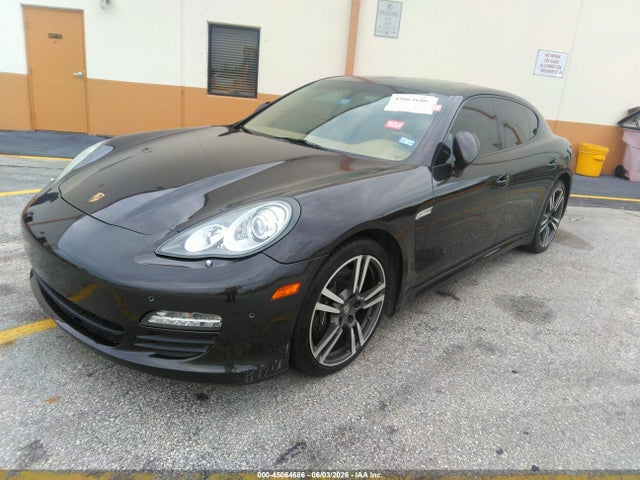 45064686 :رقم المزاد ، WP0AA2A75CL072582 vin ، 2012 Porsche Panamera 4 مزاد بيع