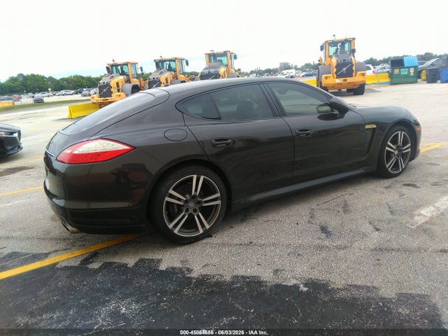 45064686 :رقم المزاد ، WP0AA2A75CL072582 vin ، 2012 Porsche Panamera 4 مزاد بيع