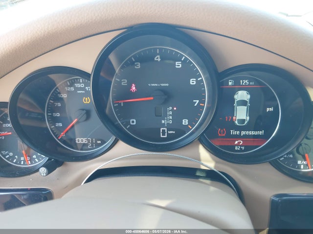 45064686 :رقم المزاد ، WP0AA2A75CL072582 vin ، 2012 Porsche Panamera 4 مزاد بيع