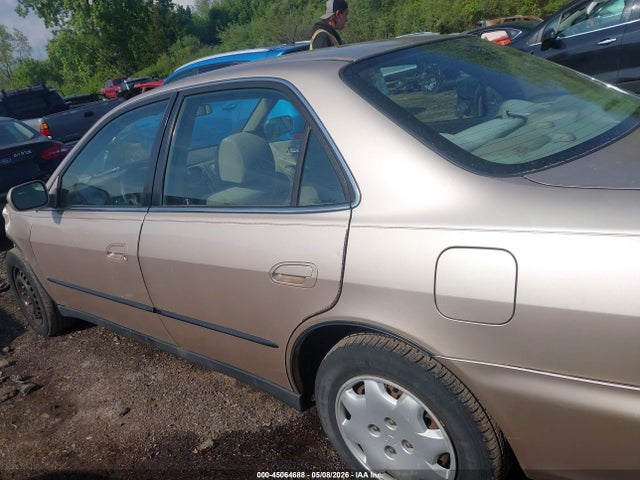 45064688 :رقم المزاد ، 1HGCG5649YA000604 vin ، 2000 Honda Accord 2.3 Lx مزاد بيع