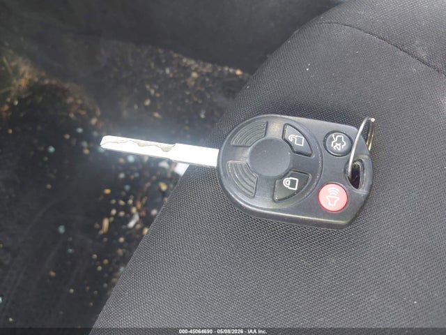 45064690 :رقم المزاد ، 1FADP3F28HL262677 vin ، 2017 Ford Focus Se مزاد بيع