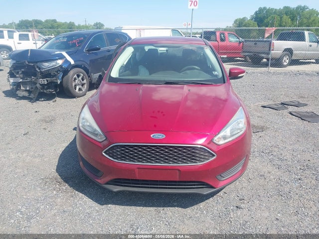 45064690 :رقم المزاد ، 1FADP3F28HL262677 vin ، 2017 Ford Focus Se مزاد بيع