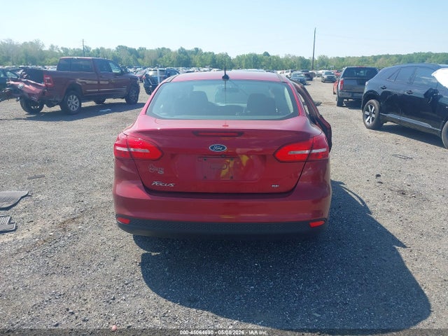 45064690 :رقم المزاد ، 1FADP3F28HL262677 vin ، 2017 Ford Focus Se مزاد بيع