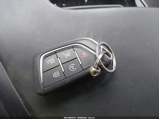 2024 Cadillac Lyriq Luxury W/1sd მანქანა იყიდება აუქციონზე, vin: 1GYKPRRK6RZ118537, აუქციონის ნომერი: 45064703