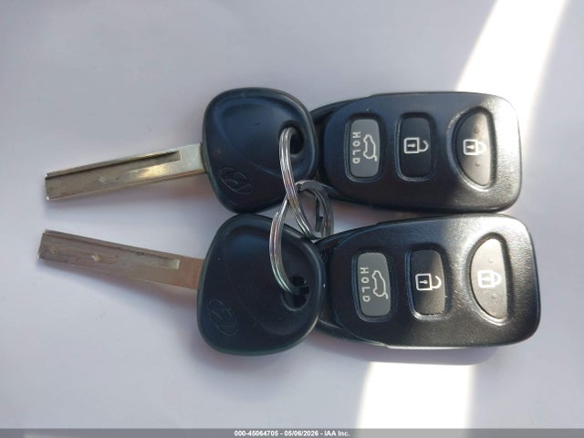 45064705 :رقم المزاد ، KMHTC6AE6FU240572 vin ، 2015 Hyundai Veloster Turbo R-spec مزاد بيع