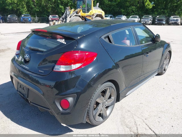 45064705 :رقم المزاد ، KMHTC6AE6FU240572 vin ، 2015 Hyundai Veloster Turbo R-spec مزاد بيع