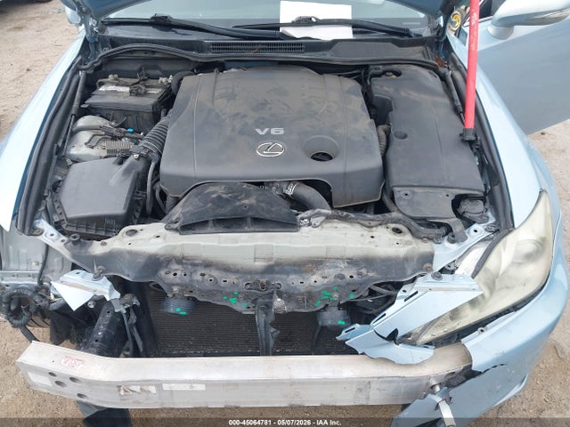 45064781 :رقم المزاد ، JTHBF5C2XB5141390 vin ، 2011 Lexus Is 250 مزاد بيع