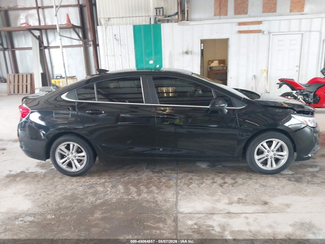 Продаж на аукціоні авто 2018 Chevrolet Cruze Lt Auto, vin: 1G1BE5SM7J7195703, номер лоту: 45064857