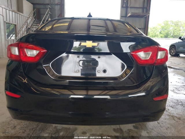 Продаж на аукціоні авто 2018 Chevrolet Cruze Lt Auto, vin: 1G1BE5SM7J7195703, номер лоту: 45064857
