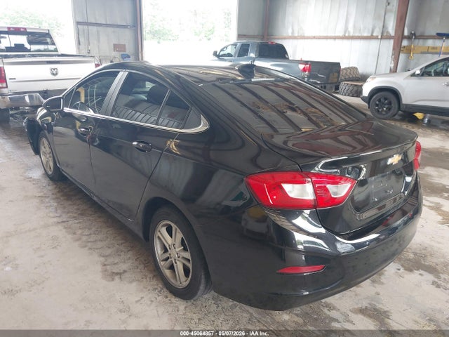 Продаж на аукціоні авто 2018 Chevrolet Cruze Lt Auto, vin: 1G1BE5SM7J7195703, номер лоту: 45064857