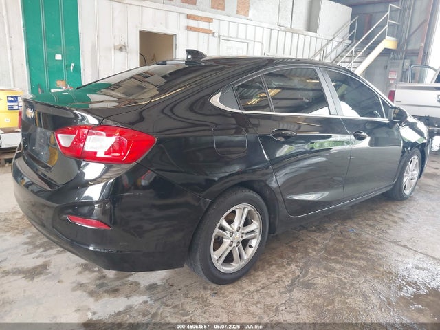 Продаж на аукціоні авто 2018 Chevrolet Cruze Lt Auto, vin: 1G1BE5SM7J7195703, номер лоту: 45064857