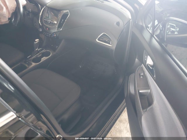 Продаж на аукціоні авто 2018 Chevrolet Cruze Lt Auto, vin: 1G1BE5SM7J7195703, номер лоту: 45064857