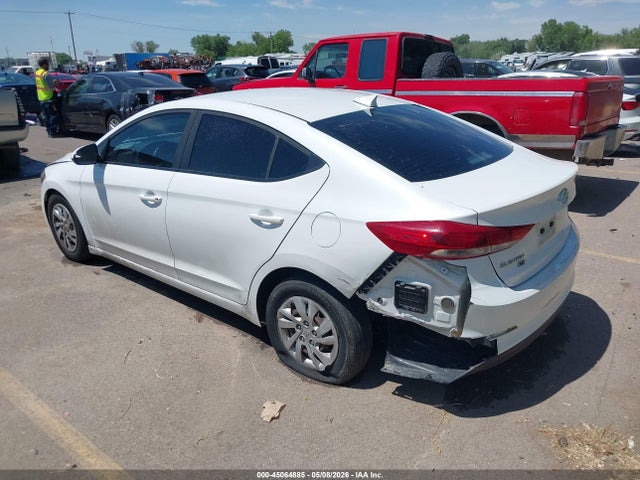 Hyundai ELANTRA SE 2018 5NPD74LF5JH389078 Image 3