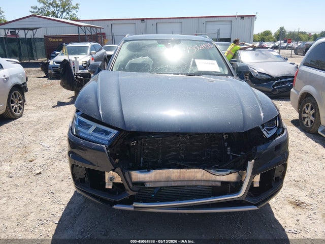 45064888 :رقم المزاد ، WA1BNAFYXJ2178818 vin ، 2018 Audi Q5 2.0t Premium/2.0t Tech Premium مزاد بيع
