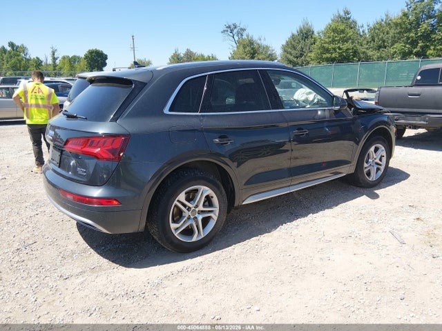 45064888 :رقم المزاد ، WA1BNAFYXJ2178818 vin ، 2018 Audi Q5 2.0t Premium/2.0t Tech Premium مزاد بيع
